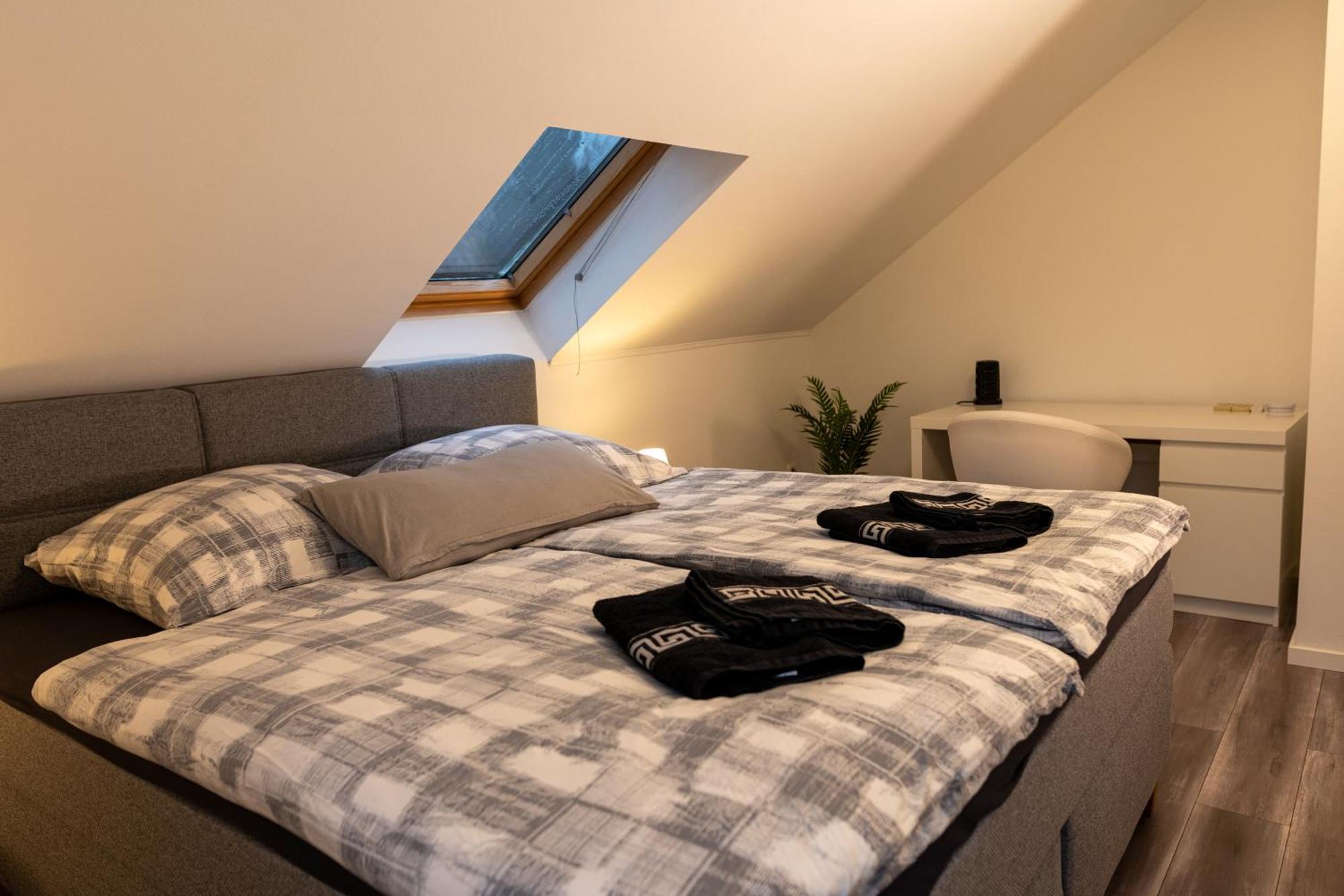Ganzes Ferienhaus In Leipzig Mit Garage Und Fussbodenheizung Экстерьер фото